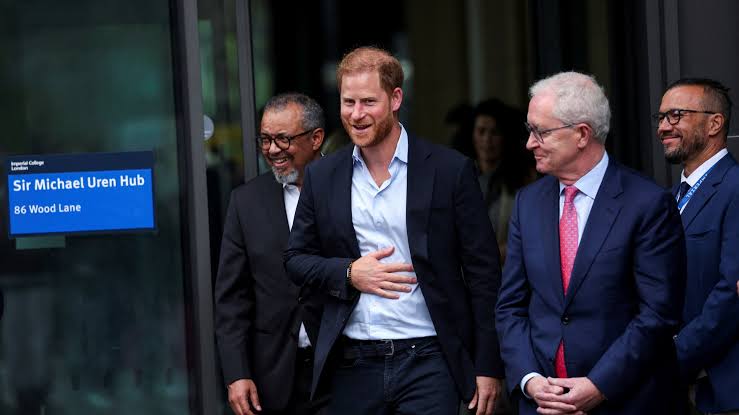 Prince Harry has tea with his father, King Charles III, in their first  meeting in over a year | KTLA