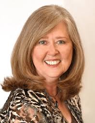 Donna Salter's Instagram, Twitter & Facebook