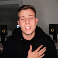 Was soll schon passieren wenn du etwas riskierst?⌛️🤍💌 Teilt doch gerne  eure schönsten oder mutigsten Momente mit einem kleinen Video zum Sound auf  TikTok 🍂🤍⌛️ Wie gefällt euch der kleine Einblick? Ich ...