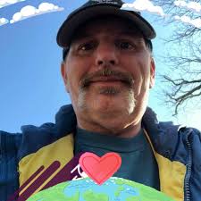 Does using coffee grounds with chicken work as bait?