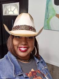 Detroit Native Living in Dallas Texas