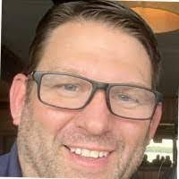 Benjamin Moehring's Instagram, Twitter & Facebook