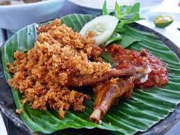 Ayam Goreng Kremes Mbok Berek Fried Chicken Mbok Berek Style Pork Loin Recipes Chicken Dishes Asian Recipes
