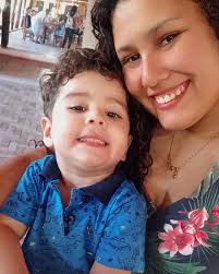 Sarah Simões (@sarahhsimoes) • Instagram फोटोहरू र भिडियोहरू