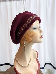 SMALL SIZE Maroon Beret With Running Leaf Trim