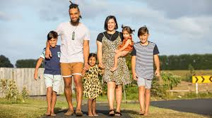 Ruby, 19 and hes boyfriend, vs sandra, 24, and her boyfriend. Wife Swap New Zealand All 4