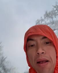 Snow excited! After the heaviest snow downpour in Seoul in Nov