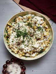 Alison Roman Cooks Thanksgiving In A Very Small Kitchen Published 2019 Thanksgiving Cooking Creamed Potatoes Sour Cream Potatoes