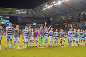 Vancouver with an injury that coach bob bradley described as a knee contusion. Gokhqcfot67qkm