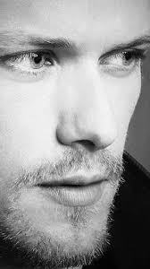 We need 400 Yes for new Season 😍🎬!!!