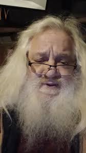 I made video because I wanted to reach everybody. A written post doesnt  usually grab the eyes like vidéo grabs the ears and eyes.