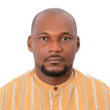 Each year, WOMEX brings together over 2,600 music professionals, including  260 performing artists from 90 different countries. This year, we've  invited music professionals from around the world to join the WOMEX Academy