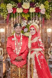 Adat jawa untuk wanita berhijab. Fotografer Pernikahan Wedding Yogyakarta Indonesia Via Pengantin Adat Jawa Muslimah Hijab Pernikahan