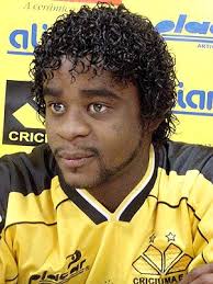 EX-ZAGUEIRO GILMAR LIMA MORRE EM ACIDENTE DE TRÂNSITO