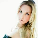 Jennifer Cella's Instagram, Twitter & Facebook