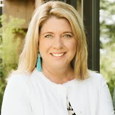 Erin Baumgardner's Instagram, Twitter & Facebook