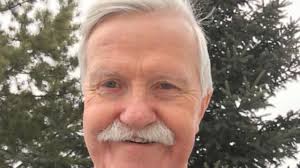 Adrian si otvoril darček od expriateľky po 47 rokoch: Jeho obsah ho šokoval