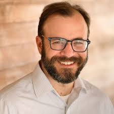 Albert Mas's Instagram, Twitter & Facebook