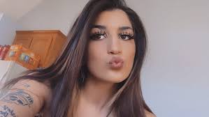 CAMMIE BLAKE FAN PAGE (@alliethepaki) • Instagram photos and videos