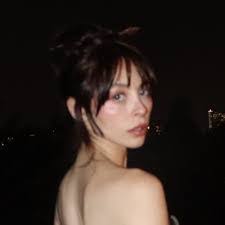 Celia Manzo's Instagram, Twitter & Facebook