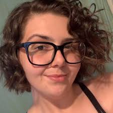 Which Scooby Doo episode features Scooby hiding in a flower pot?