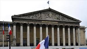 Thus, 289 seats are required for a majority. France L Assemblee Nationale Adopte Le Projet De Loi Sur Le Separatisme En Nouvelle Lecture