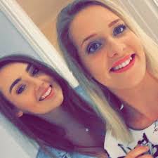 Robyn Hutton (@hutton_robyn)