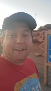 Robert Laber's Instagram, Twitter & Facebook