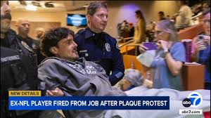 Former NFL player Chris Kluwe fired after arrest for protesting Huntington  Beach library plaque with MAGA phrase - ABC7 Chicago