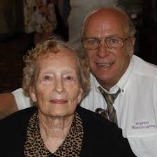Red flower in VA Beach front yard