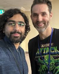 Abdullah Alhaddad With Tim Box Tim Box is a mind coach and remedial  hypnotist who has successfully run a flourishing full time therapeutic  practice for the last 13 years. In 2015, Tim