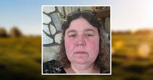 Wendy Raynor's Instagram, Twitter & Facebook