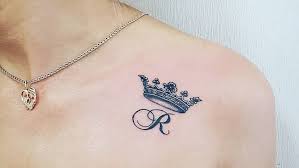 These king and queen finger tattoos squeeze a lot of detail into a small tattoo. 20 Crown Tattoos Fit For A Queen Cafemom Com