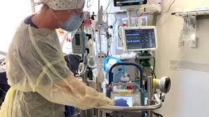Ecmo Team Treats Covid 19 Patients Banner Health