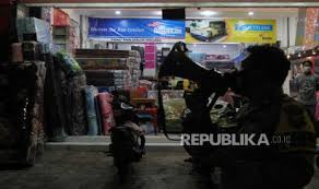 Medica surabaya (grosir alkes) toko alat kesehatan surabaya. Pemkot Surabaya Diminta Longgarkan Pembatasan Pengunjung Mal Repjogja