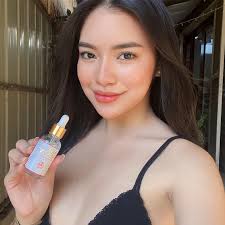 Newest Alta Skin Whitening System Serums are now out! 🥢 ALTA RE-VERSE ALTA  RE-FINE ALTA RE-HYDRA ALTA RE-VIVE But my favorite among all is ALTA  Re-vive because it has 12% niacinamide with