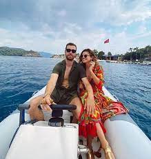 Oğulcan engin, sevgilisini öperken çekilen karesine, 'yıl dönümü' etiketi ile birlikte 365 gün notunu düştü. Ezgi Eyuboglu Ile Birinci Yilini Kutlayan Ogulcan Engin Aska Geldi Seda Sayan In Oglu Ogulcan Engin Den Opucuklu Kutlama Son Dakika Magazin Haberleri
