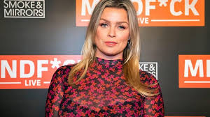 André en monique waren sinds vorig jaar februari weer bij elkaar, nadat de zanger enkele maanden een relatie met bridget maasland had. Bridget Maasland Is De Nieuwe Vriendin Van Andre Hazes Superguide
