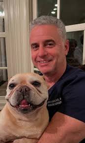 Dr Garth officials fans groups