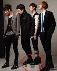 KJCLUB - こういうことをせずにはいられない種族が身長を云々する愚かしさ