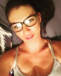 Averey Tressler Nude Glum