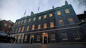 Sir tom is being treated for pneumonia on a ward in bedfordshire after needing additional help with his breathing. 1caediqqtsgmrm