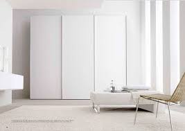 Lord Armadio A Tre Ante Scorrevoli Da 90 Con Struttura In Nobilitato Bianco Ed Ante In Bianco Laccato Armadio Bianco Arredamento Armadio Tre Ante