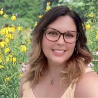 Lauren Willems's Instagram, Twitter & Facebook