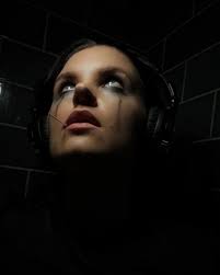 Did a lil photoshoot of my CoD OC 'Scorpio' awhile back and forgot to share  them! Enjoy! 🦂 . . . #StephanieSwanQuills #StephanieTobin #voiceactor  #voiceactress #actress #actor #twitchstreamer #cosplay #cosplayer #tactical  #cod2 #