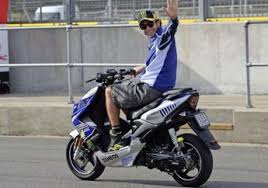 Luca marini akan tunggangi ducati desmosedici gp19 livery spesial di motogp italia 2021, begini tampilannya. B79zdrn2degtpm