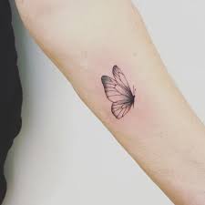 Tiny Butterfly Walk In Tattoo By Alissiagennai Drawing Tattooartist Tattoomodel Finelin Butterfly Tattoo Cute Small Tattoos Beautiful Small Tattoos