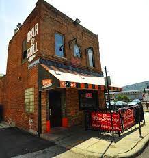 Tommy S Detroit Bar Grill Downtown Metro Detroit Sports Bar Detroit Bars Detroit Downtown Detroit Sports