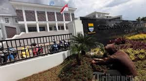 Check spelling or type a new query. Badan Kehormatan Akan Klarifikasi Surat Aspirasi Fraksi Golkar Mengenai Ppdb Ke Smkn 12 Bandung Tribun Jabar