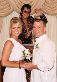 Confessions Of A Las Vegas Wedding Chapel Officiant Vegas Wedding Vegas Wedding Chapel Vegas Wedding Venue